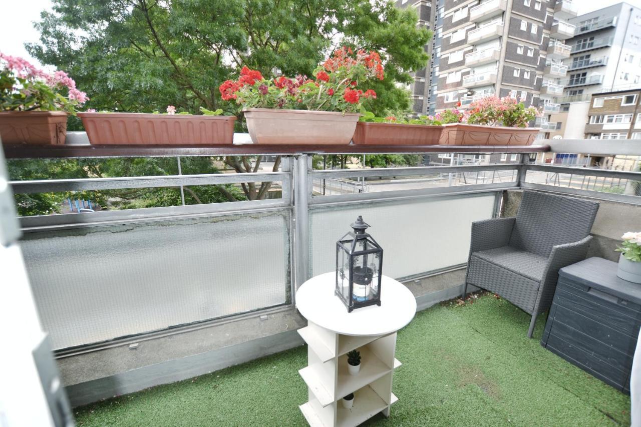 Garden Tower Flat Leilighet London Eksteriør bilde